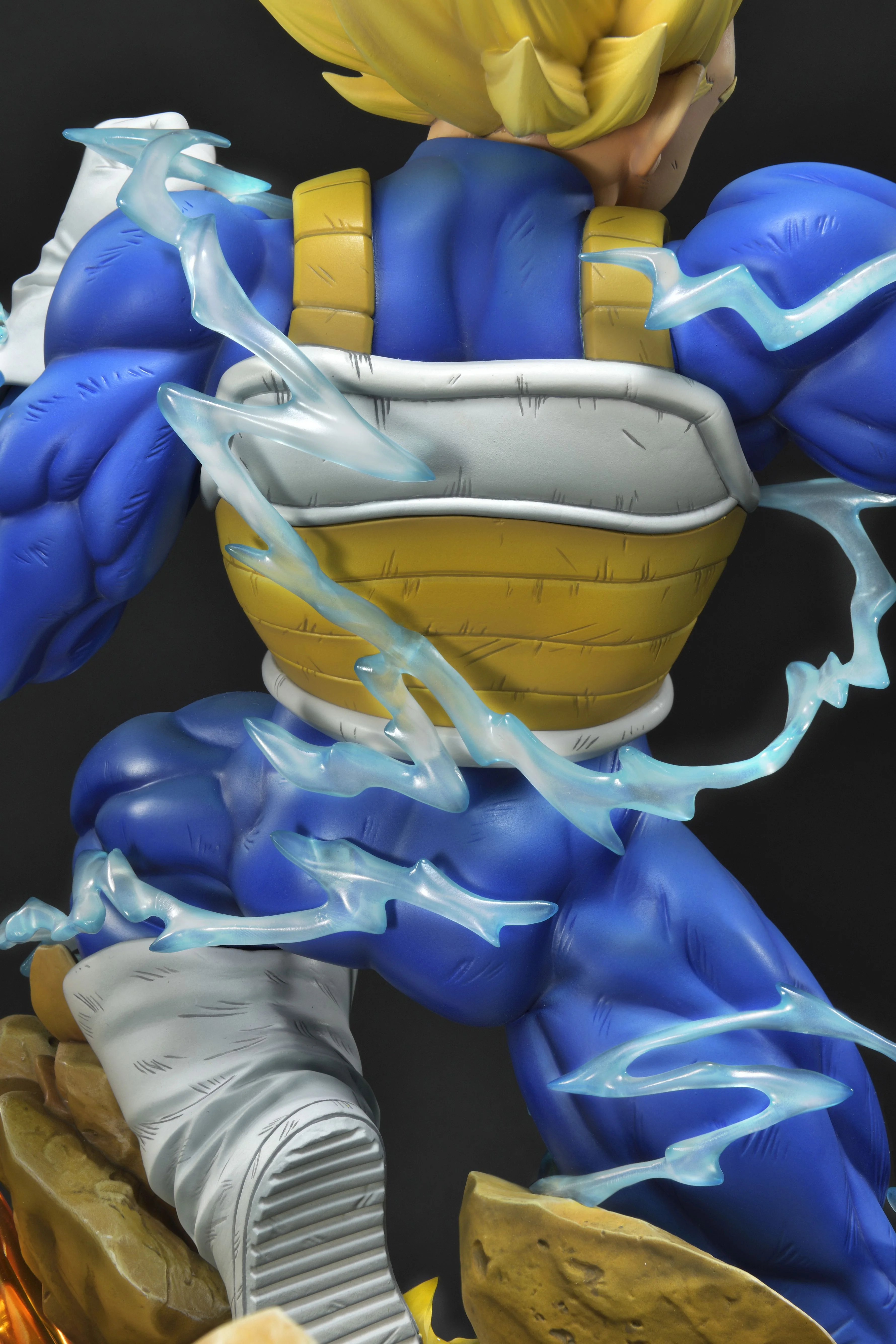 PRIME1STUDIO x MegaHouse Mega Premium Masterline - Dragon Ball Z: Vegeta (Super Saiyan) - Image 13