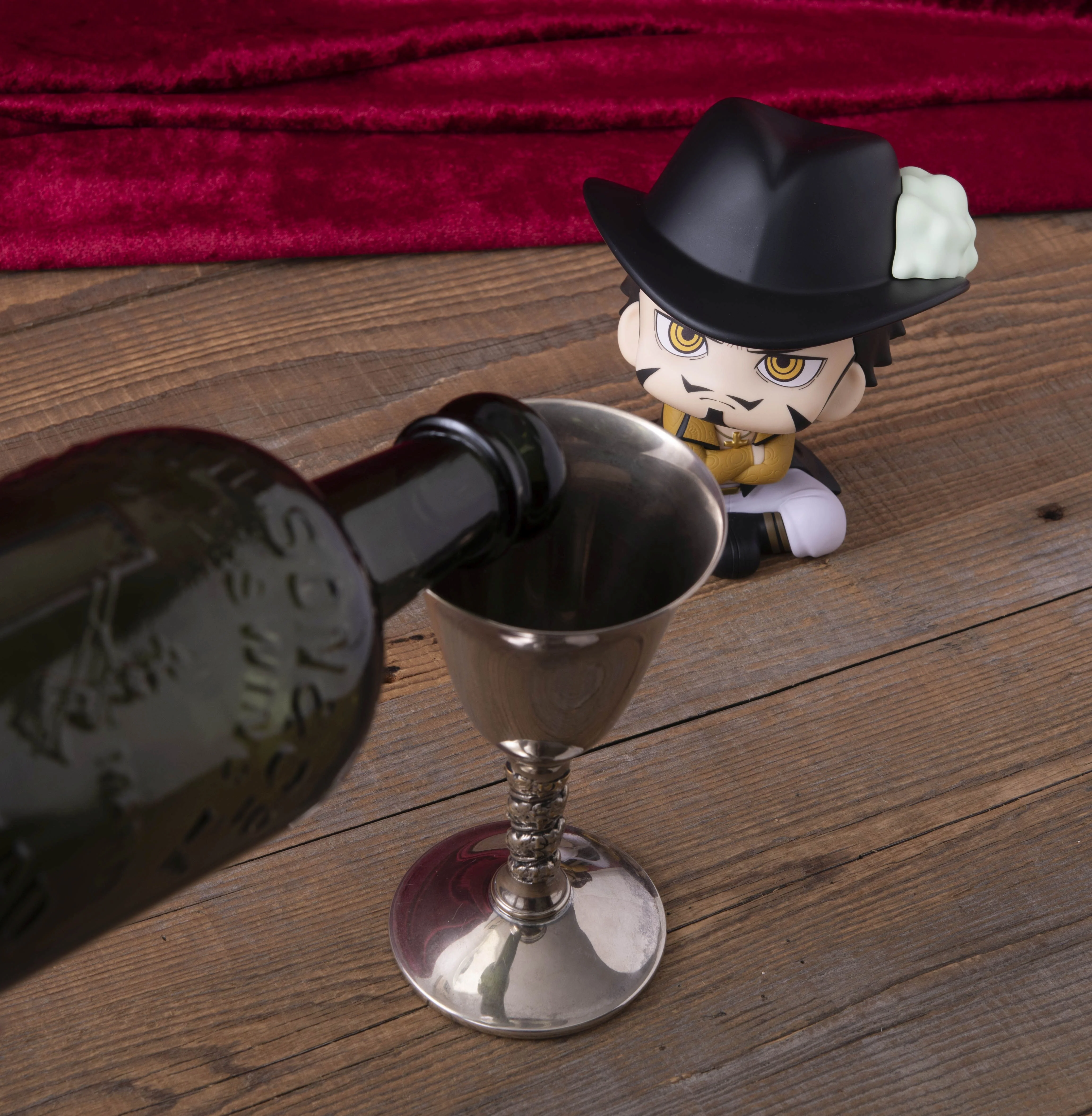 Lookup: ONE PIECE - Dracule Mihawk - Image 8