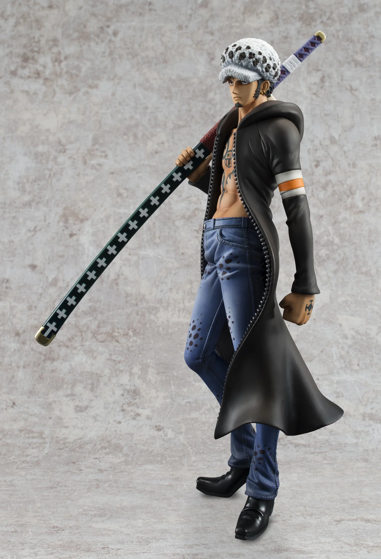 ONE PIECE “Sailing Again” Trafalgar Law Ver. 2 (encore resale) - Image 16