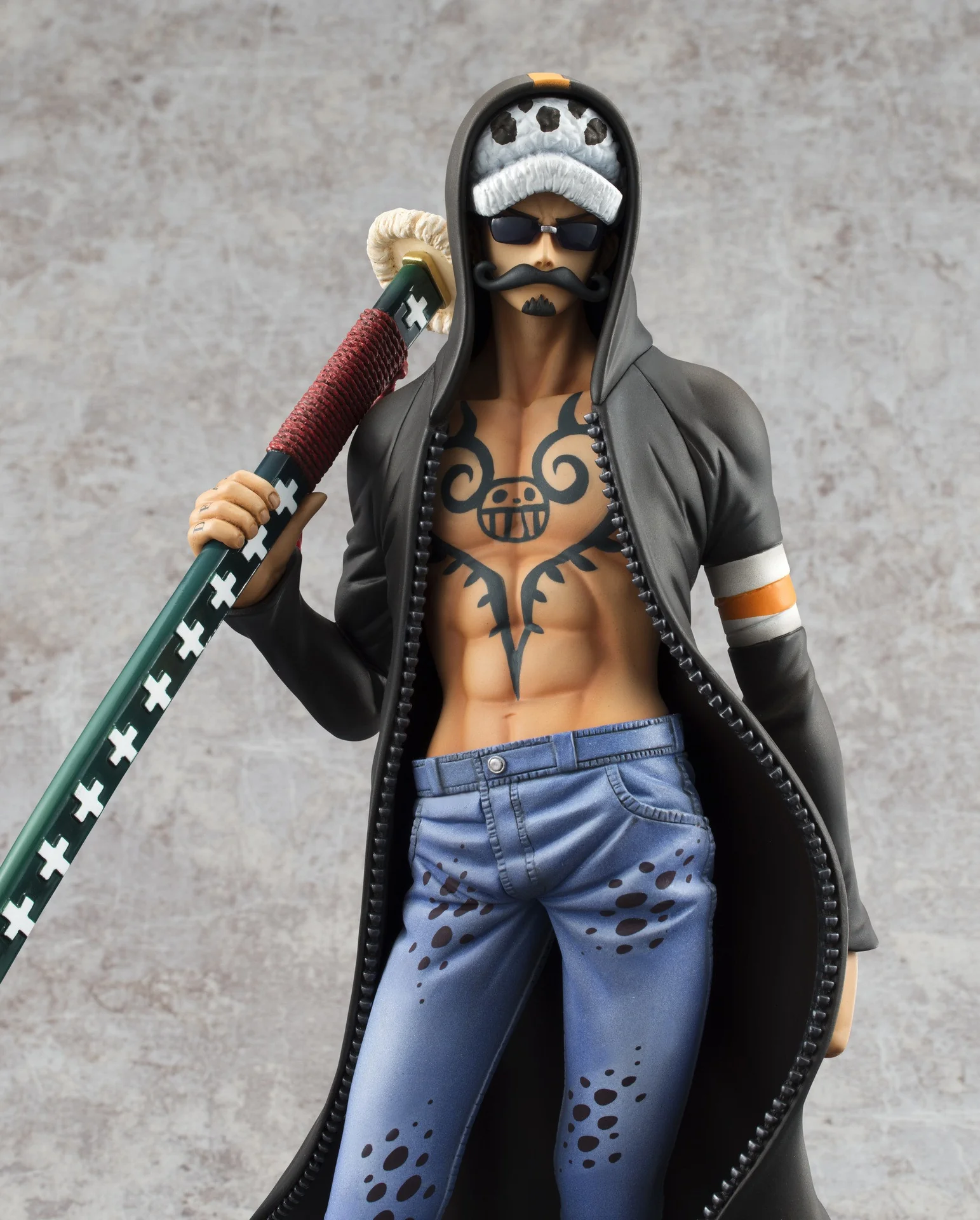 ONE PIECE “Sailing Again” Trafalgar Law Ver. 2 (encore resale) - Image 4