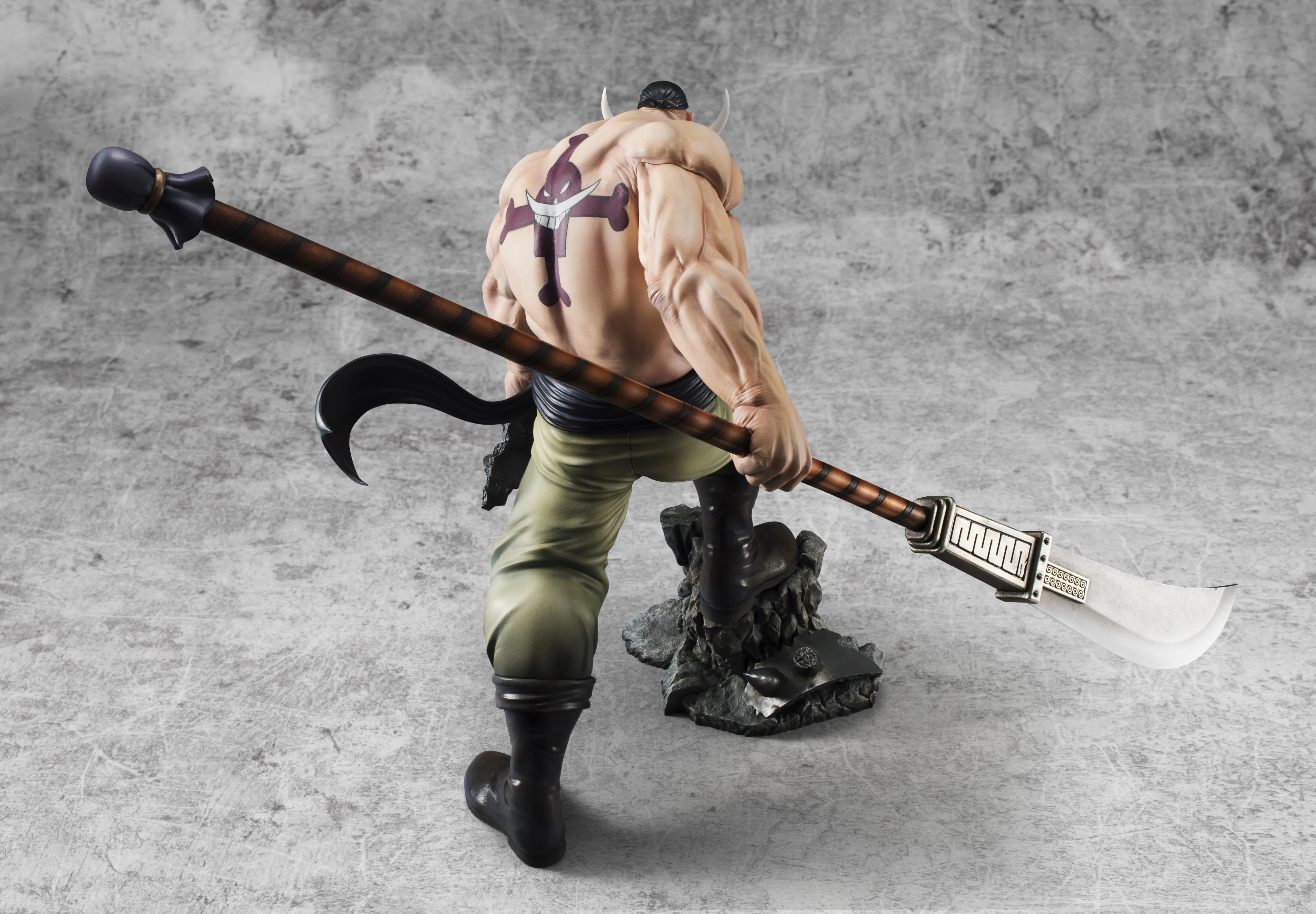 Portrait.Of.Pirates: ONE PIECE "NEO-MAXIMUM” - "Whitebeard" Edward Newgate (Ultra Limited Reproduction) - Image 12